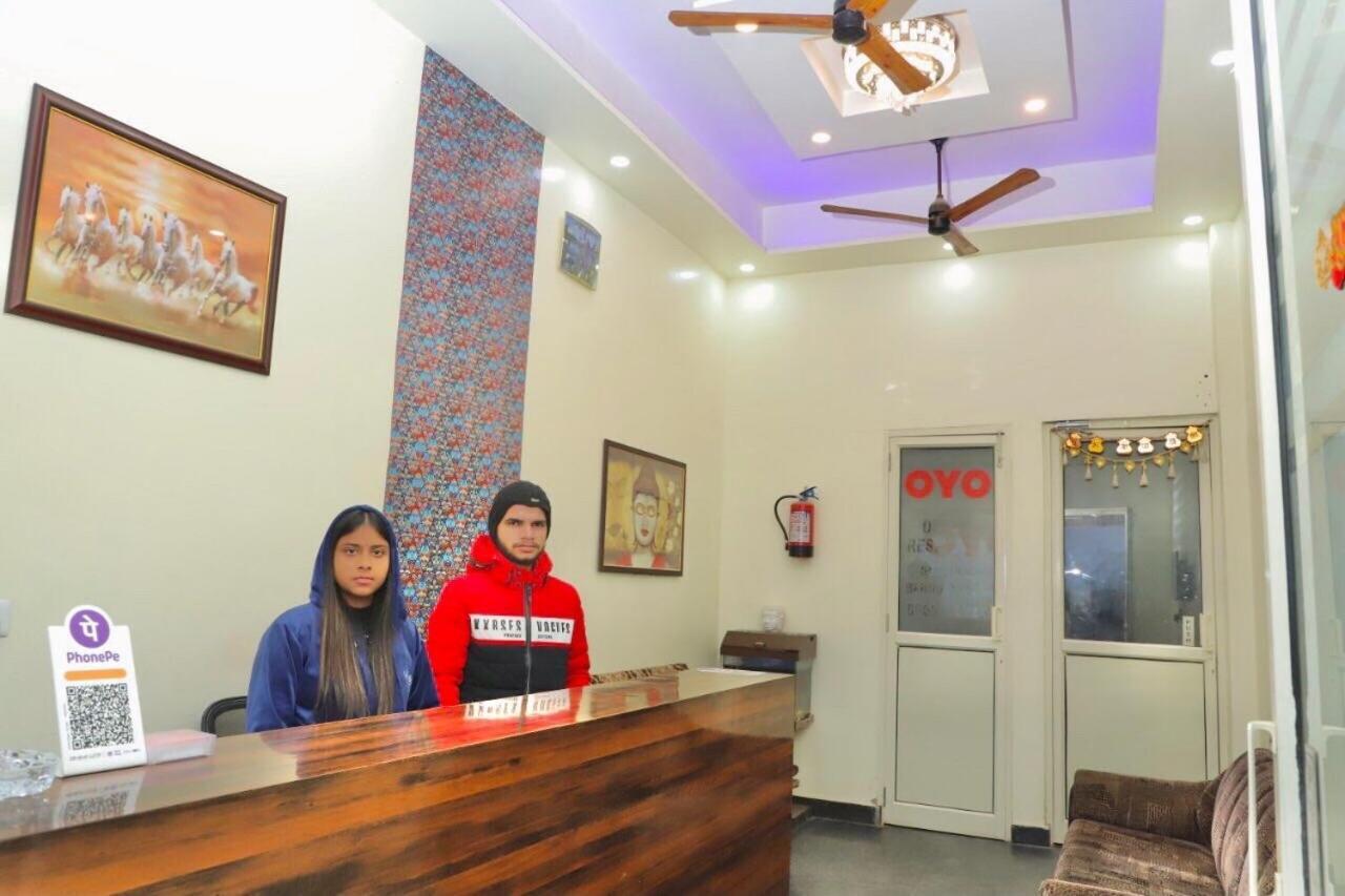 Hotel O Dream Residency Narela ภายนอก รูปภาพ